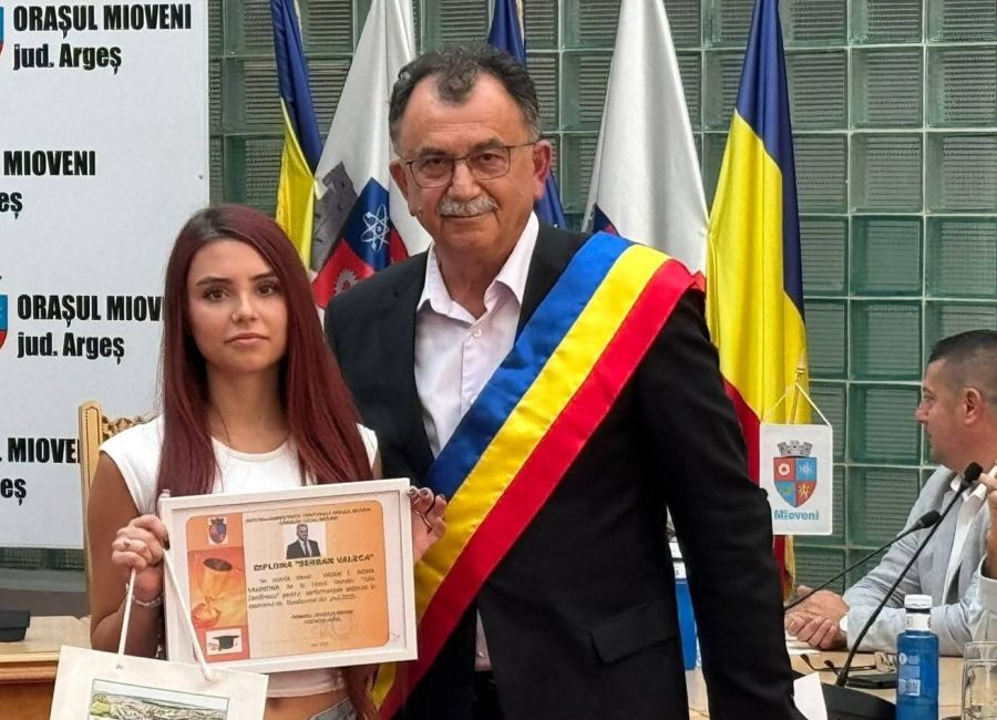 Elevii de elită ai Mioveniului, premiați pentru rezultate excepționale