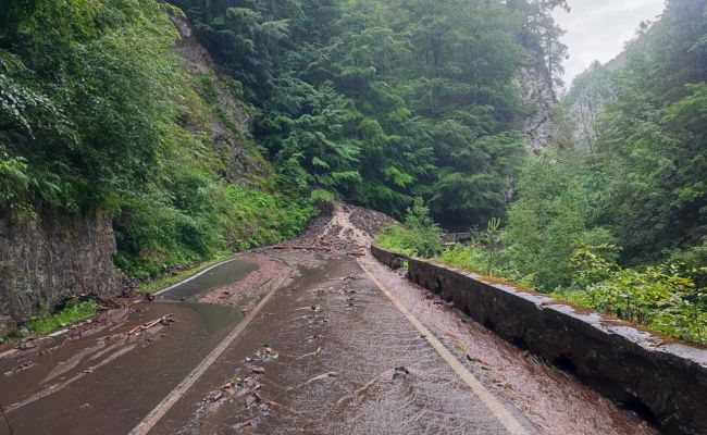 Trafic BLOCAT pe Transfăgărășan!
