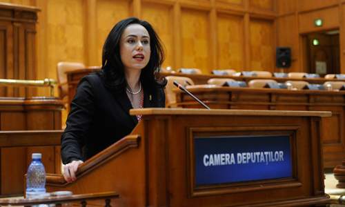 Felicitare deputat Simona Bucura Oprescu