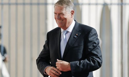 Iohannis a VOTAT și a refuzat să discute cu presa
