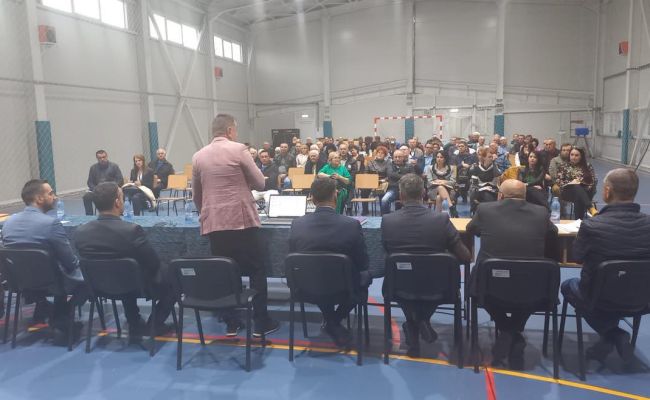 Cristian Gentea, întâlnire cu cetățenii din Găvana