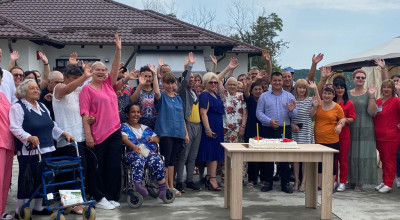 Fericire şi zâmbete la Complexul de Locuinţe pentru persoane cu dizabilităţi Băbana