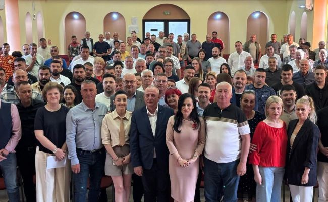 Primarul Nicolae Velcea, reales președinte al PSD Ștefănești!