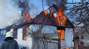ACUM! INCENDIU în Argeş! O casă a luat FOC