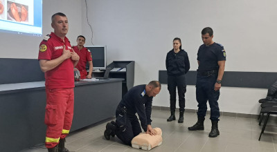 Jandarmii argeşeni sunt instruiţi să acorde măsurile de prim ajutor